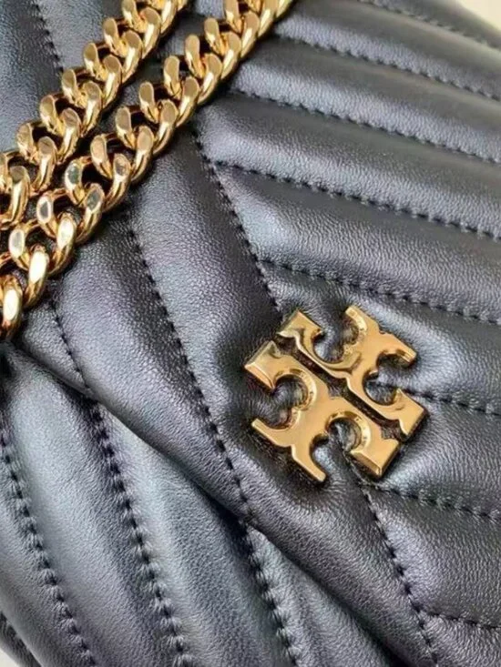 95% New TORY BURCH Kira chevron shoulder bag - Picture 4 of 8